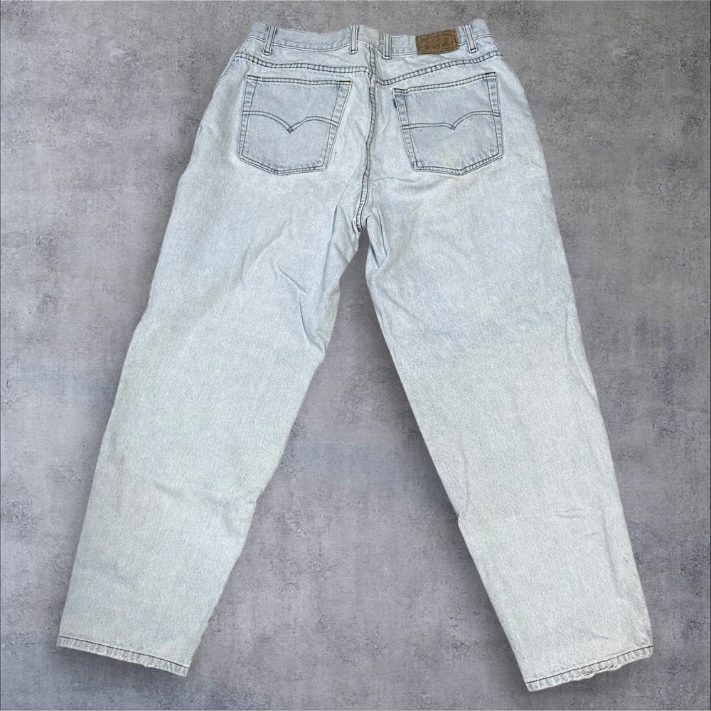 Distressed Vintage Levis High Waist Tapered Leg Mom Jeans Light Wash USA Made 16 - Picture 13 of 16